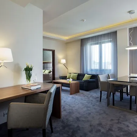 Sea Premium - Destigo 4* Gdynia