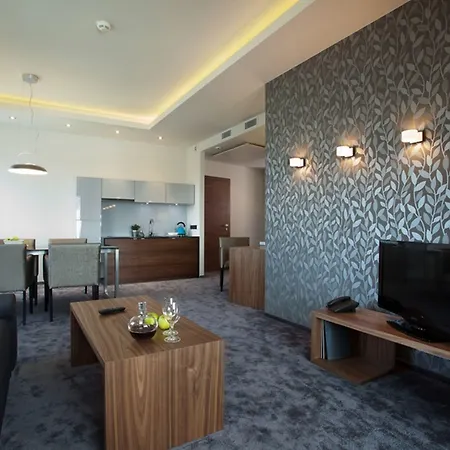 Sea Premium - Destigo Aparthotel Gdynia
