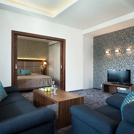 Sea Premium - Destigo Aparthotel Gdynia