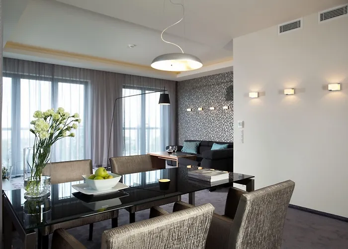 Hotel apartamentowy Sea Premium - Destigo