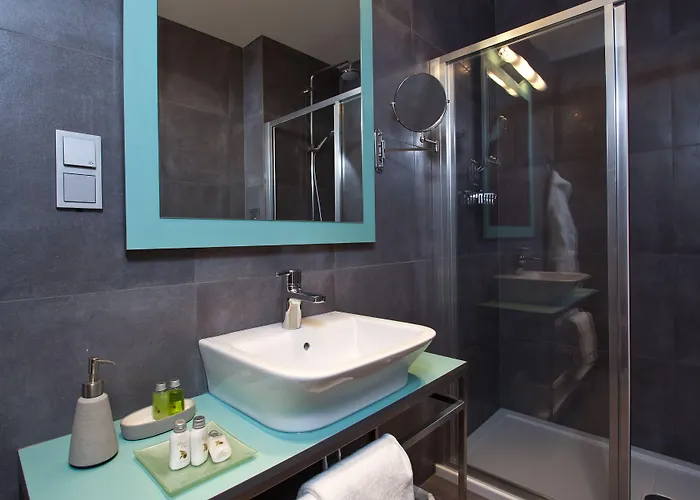 Hotel apartamentowy Sea Premium - Destigo Gdynia